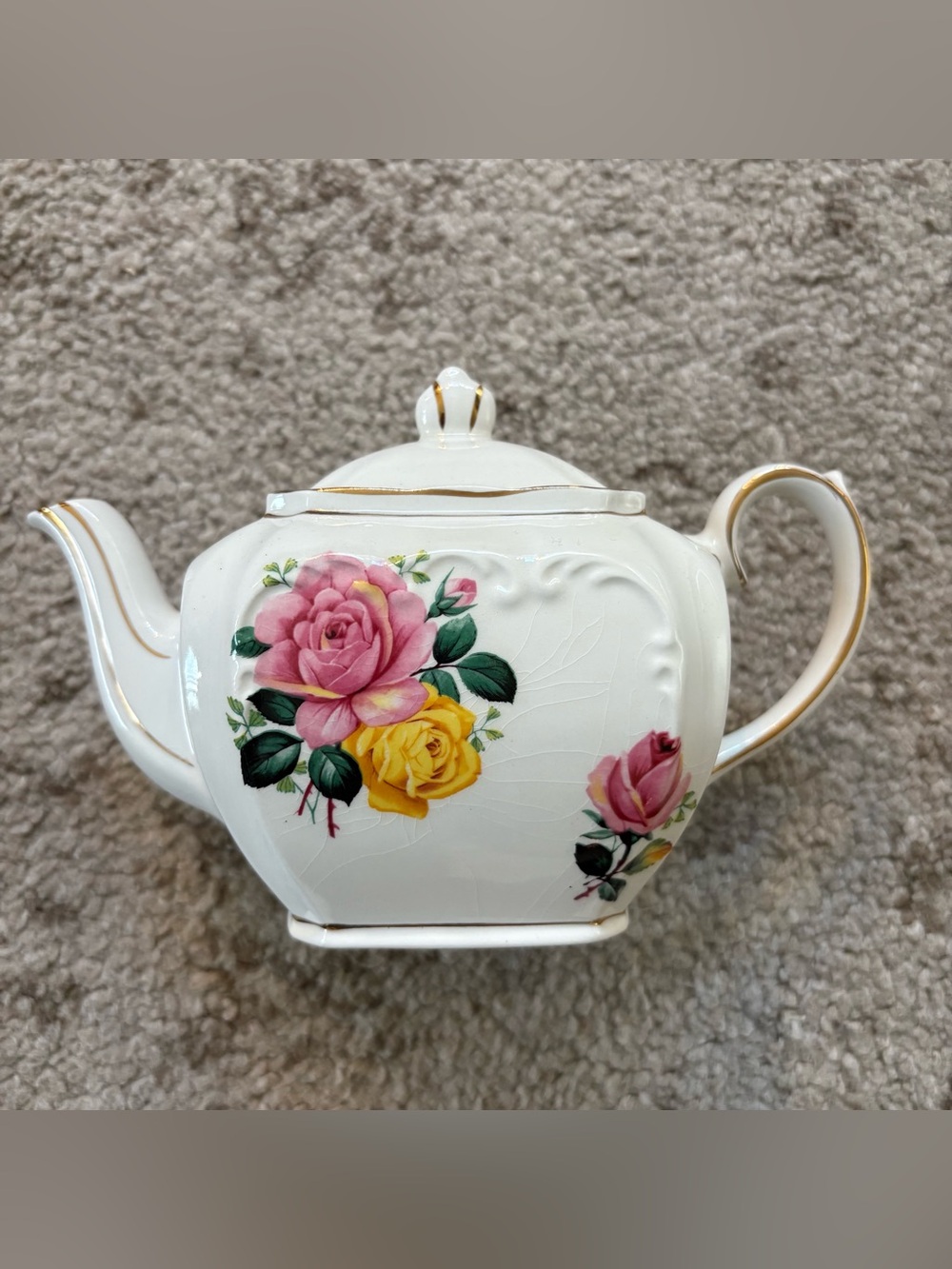 SADLER ENGLAND Vintage Pink & Yellow Rose Cube Teapot